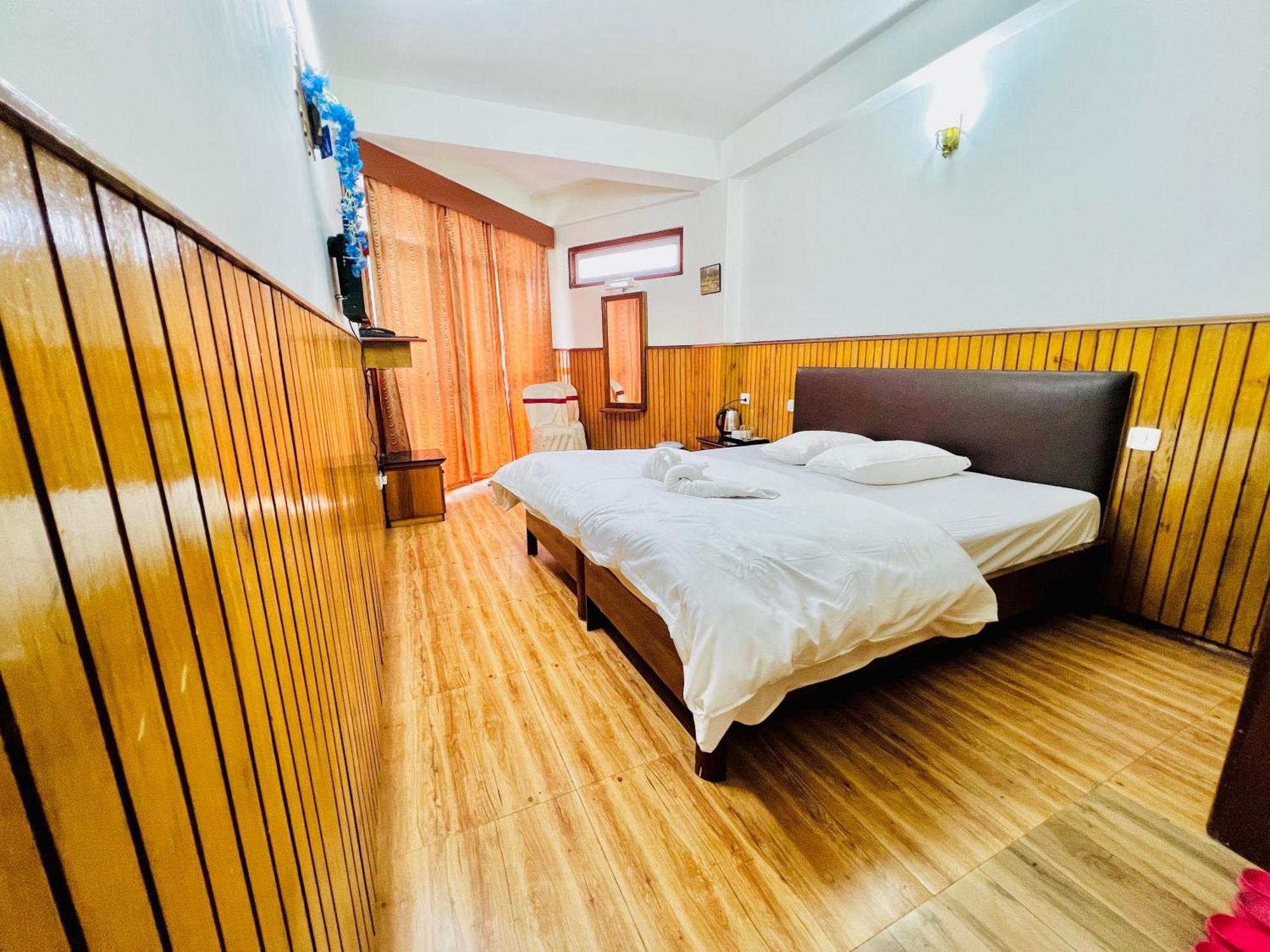 Hotel Tashi Gyal Tsen Pelling Exterior photo
